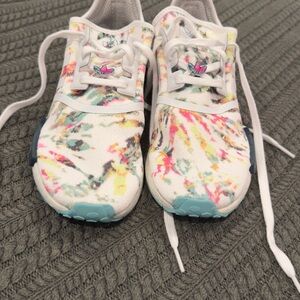 Adidas White Sneakers with Athletic Design men’s NMD unisex size 7.5